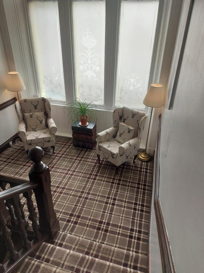 The Ben Sheann Hotel Strathyre Bagian luar foto