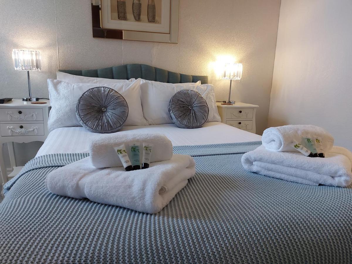 The Ben Sheann Hotel Strathyre Bagian luar foto