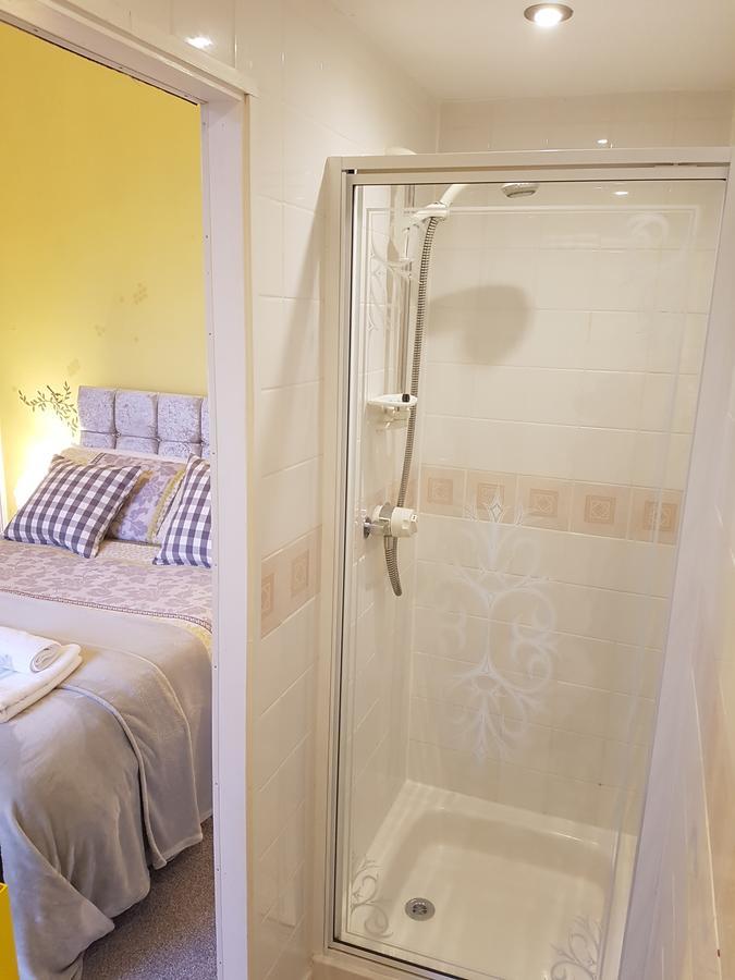 The Ben Sheann Hotel Strathyre Bagian luar foto